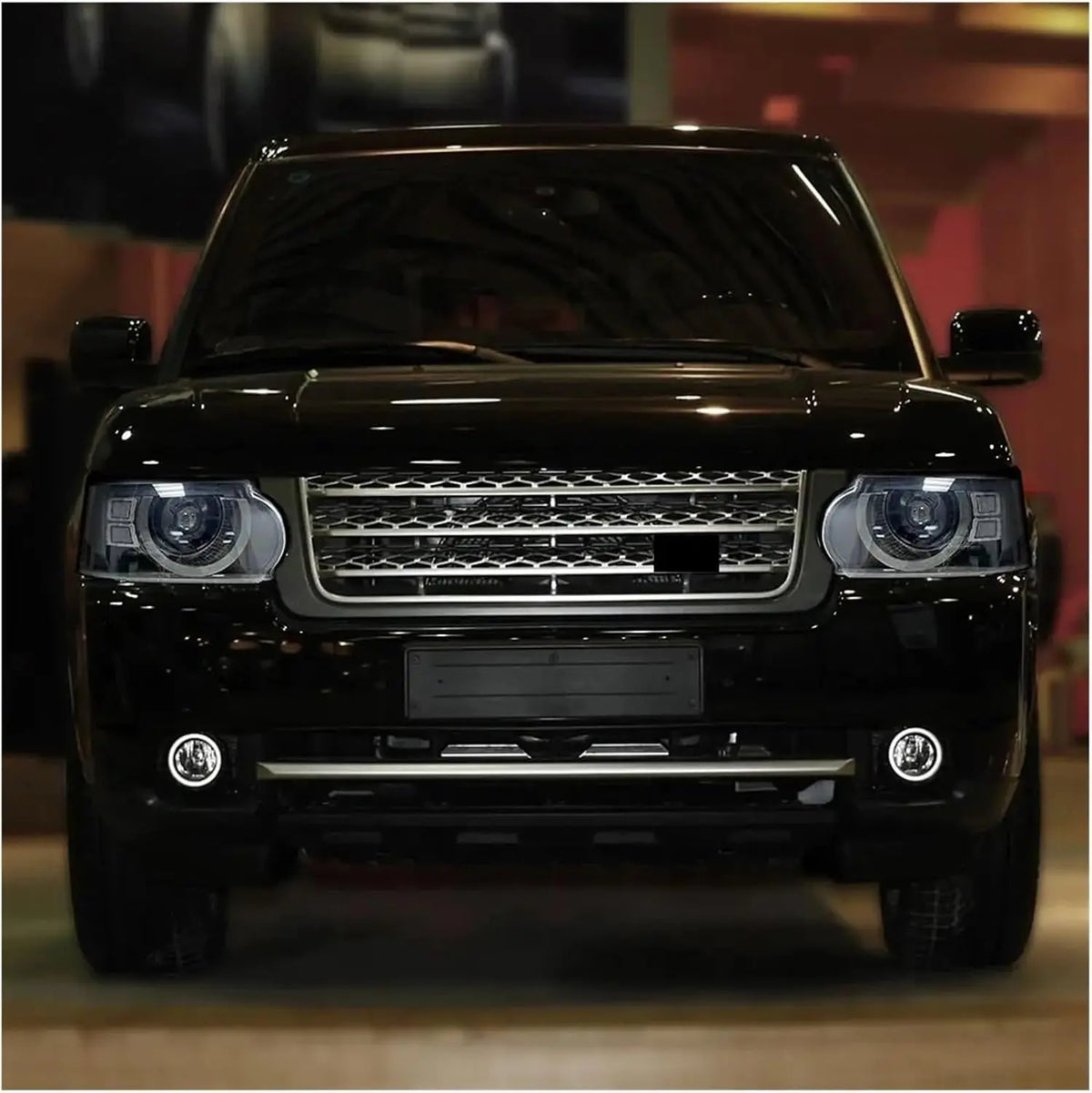 Give your Land Rover Range Rover Voque L322 a modern upgrade with our LED headlights. Designed for 2010-2012 models, they offer superior performance and style.