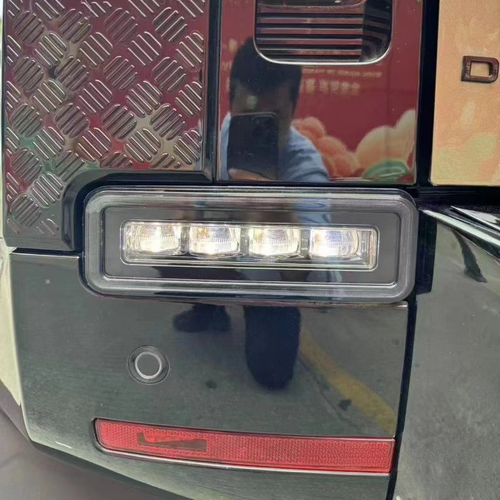 LED Luces de freno reflectoras traseras para Land Rover Defender L563
