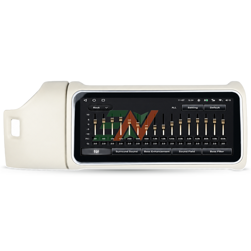 Android Flip Screen for Range Rover Vogue L405 with an integrated car control system and equalizer settings